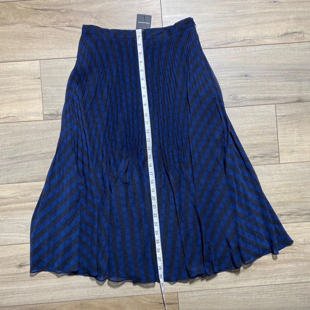 Club Monaco bnwt club